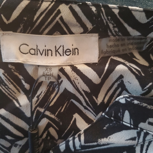 Calvin Klein Top Black Wite Button Up Pockets New - Picture 5 of 7